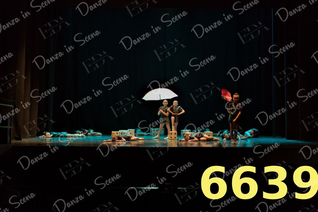 04. AREA DANZA - il Dado è tratto